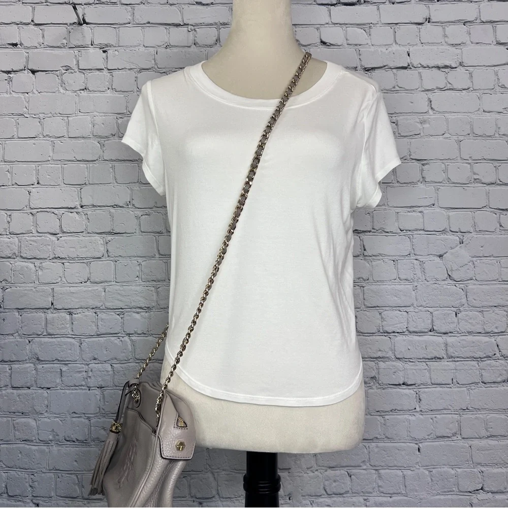 Tory Burch Pebbled Leather Shoulder Bag in Light Gray with Gold Hardware - Picture 5 of 15
